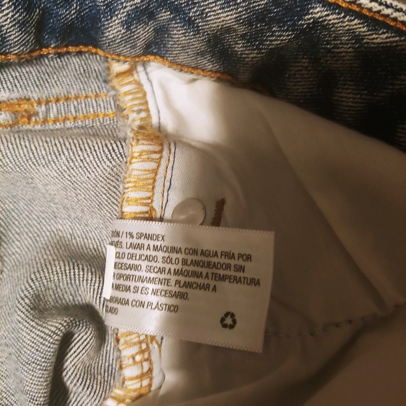 FREE!! Y2K Wild Fable distressed stone washed raw hem min skirt - Picture 6 of 7